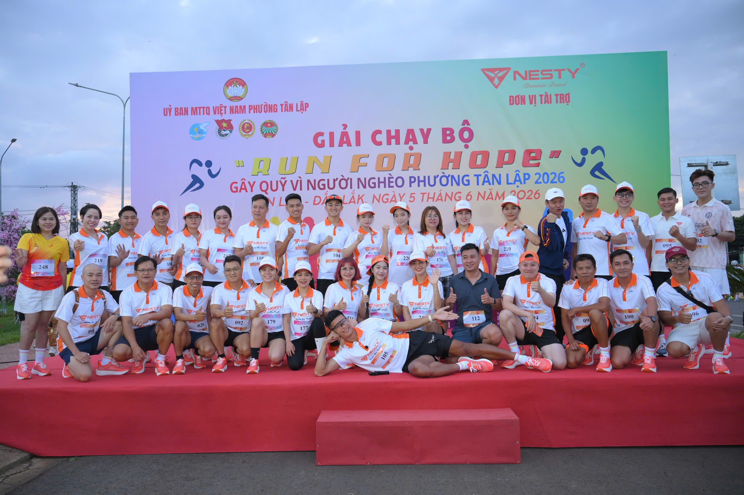 Giải chạy gây quỹ người nghèo phường Tân Lập với hơn 200 vận động viên tham dự
