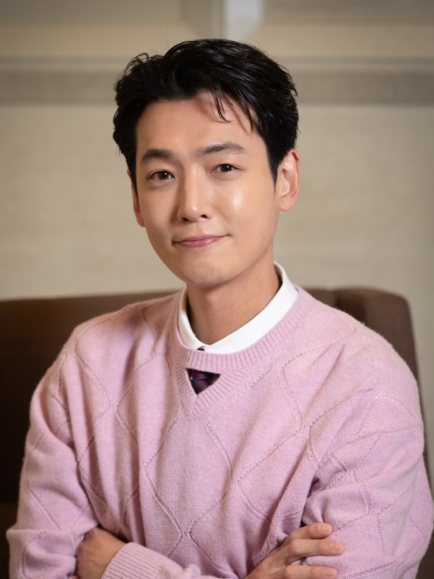 Thông tin Soo Young và Jung Kyung Ho chia tay sau 14 năm khiến khán giả sốc.