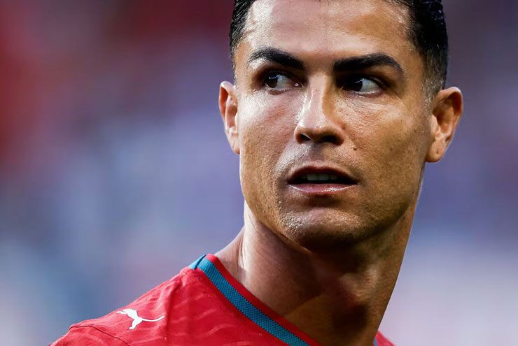 Ronaldo đối đáp phóng viên khi bị chất vấn về phong độ trước thềm World Cup