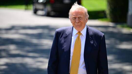 Ông Trump hủy bỏ kế hoạch ném bom huỷ diệt Iran vào phút chót - 1