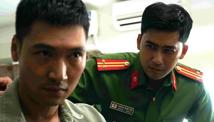 Năm 2020, nam diễn viên góp mặt trong bộ phim “Hồ sơ cá sấu” với vai Trung tá Trần Kim Vũ - trưởng phòng cảnh sát điều tra.