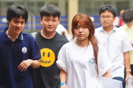 Đề thi tốt nghiệp THPT môn Vật lý, cập nhật đáp án trọn bộ mã đề