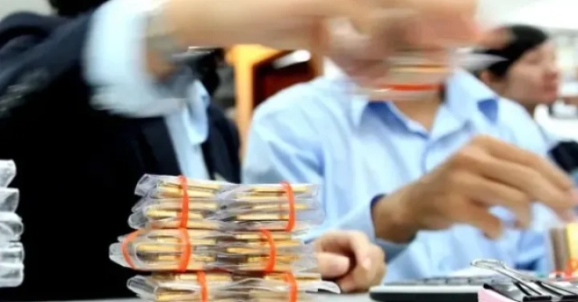 Giá vàng đảo chiều tăng vọt