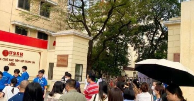 Trường THPT Chuyên Khoa học Xã hội và Nhân văn công bố điểm chuẩn vào lớp 10 năm 2026: Cao nhất 43.31 điểm