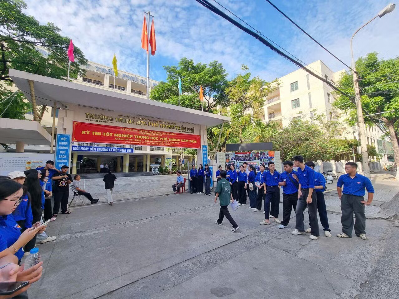 Thi tốt nghiệp THPT môn tự chọn, cập nhật giải đề nhanh nhất - 35