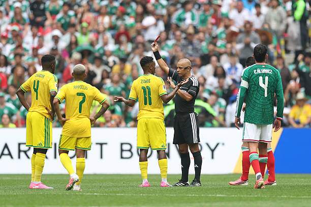 Trực tiếp bóng đá Mexico - Nam Phi: Đến lượt Mexico bị thẻ đỏ (World Cup 2026) (Hết giờ) - 7