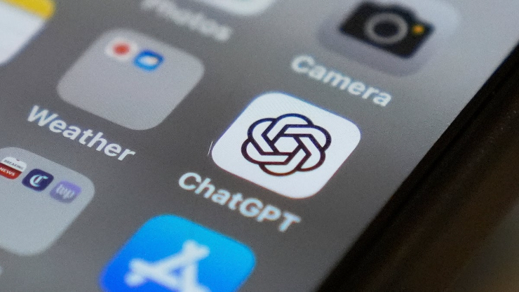 ChatGPT cần hàng chục tỷ lít nước để vận hành trong 1 năm.