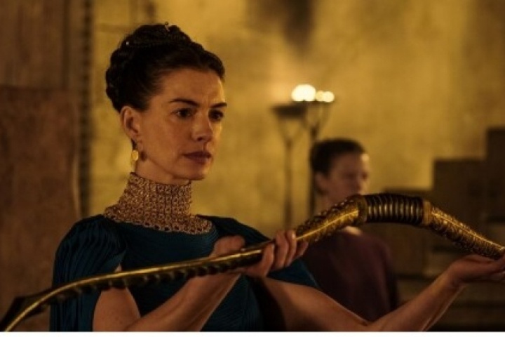 Anne Hathaway: Nàng thơ đặc biệt trong vũ trụ điện ảnh của Christopher Nolan