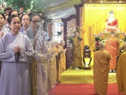 Hàng nghìn người dự lễ cầu siêu liệt sĩ ở công viên Lê Thị Riêng