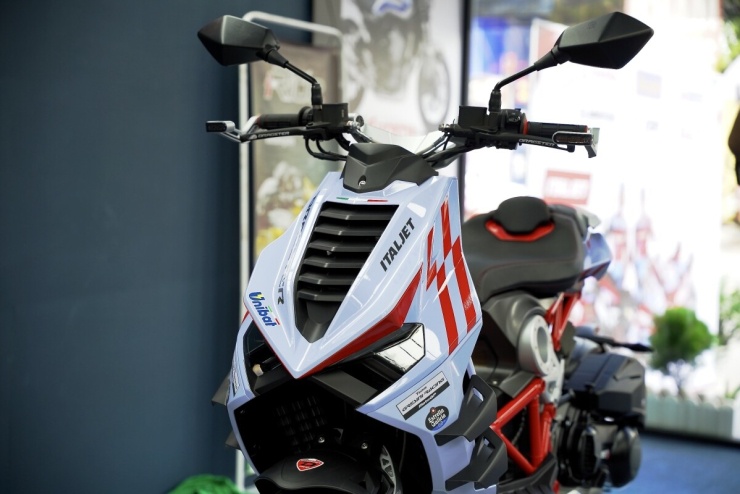 Italjet Dragster 300 Gresini Edition - xe ga thể thao giá 225 triệu đồng - 6