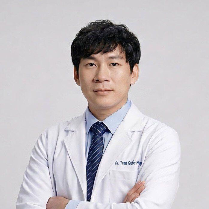 BS.CKI Trần Quốc Phong, Trưởng Đơn vị Thận - Tiết niệu, Bệnh viện An Bình, cho biết sau mỗi mùa bóng đá lớn, không ít người gặp sự cố sức khỏe