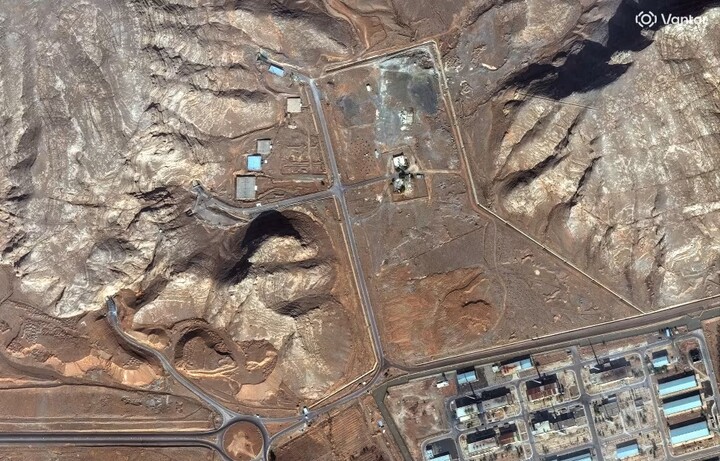 Chiêu độc cản bước Mỹ tiếp cận kho uranium của Iran - 1
