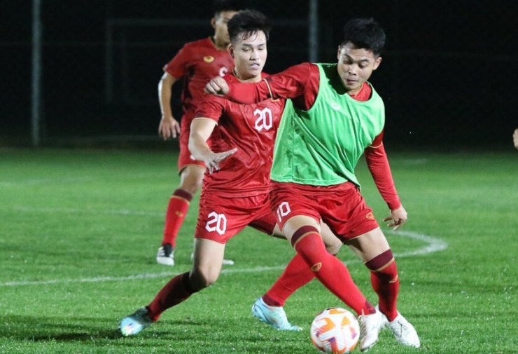 Danh sách tuyển Việt Nam: Điều khó khăn của HLV Kim Sang Sik - 1