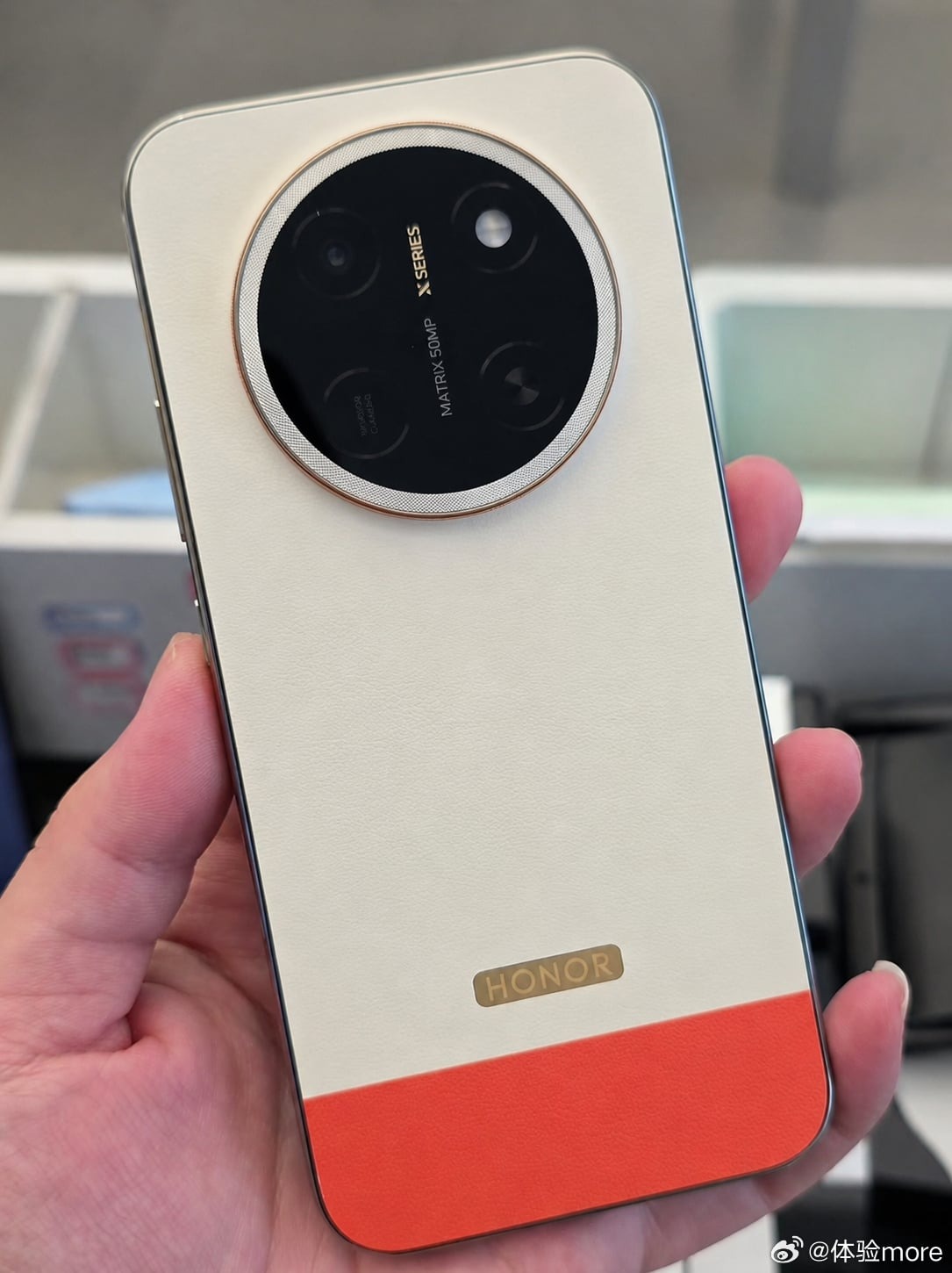 Honor X80 Pro Max nhá hàng hình ảnh hé lộ pin lên tới 11.000 mAh - 3