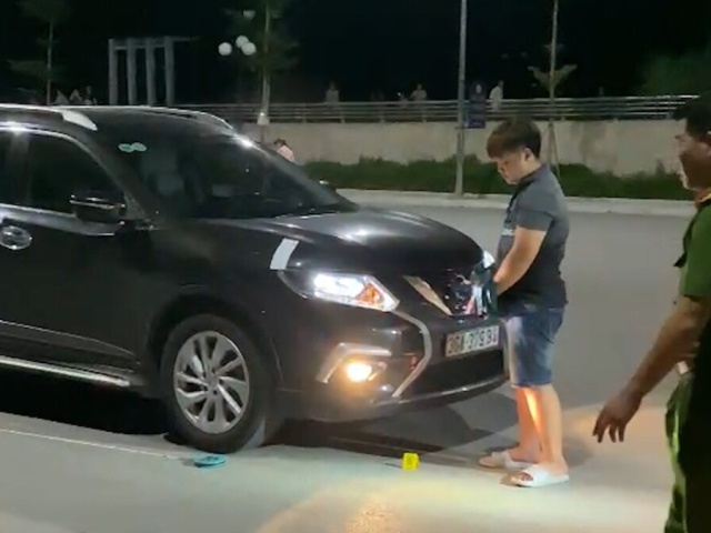 Dựng lại hiện trường vụ kéo lê thiếu tá CSGT gần 300m