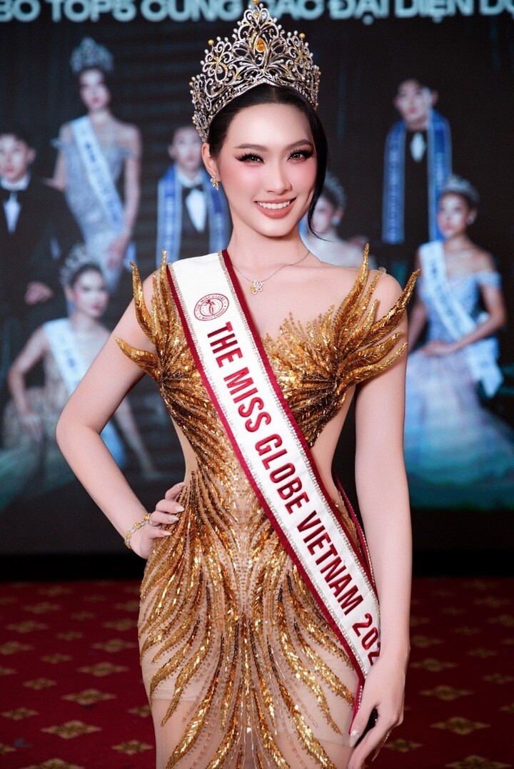 Nhan sắc mỹ nhân cao 1m8 đại diện Việt Nam thi Miss Globe 2026 - 1