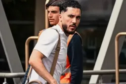 Thấy gì khi tuyển Pháp đua nhau xách Hermes, LV tới World Cup
