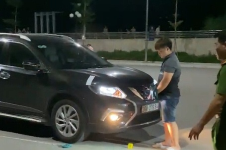 Dựng lại hiện trường vụ kéo lê thiếu tá CSGT gần 300m