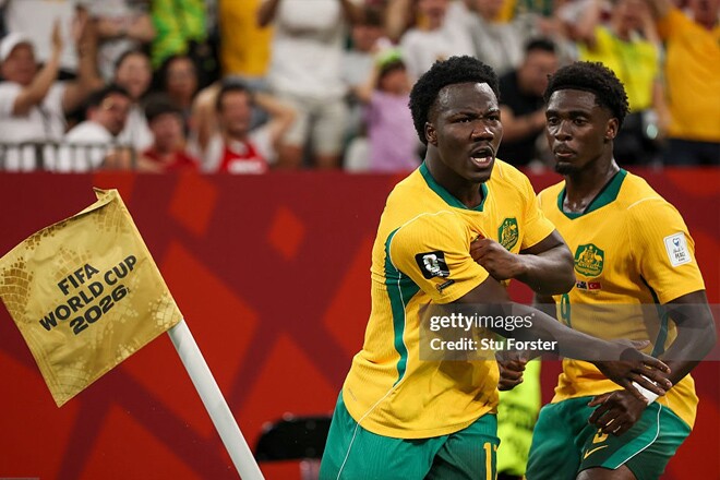 Trực tiếp bóng đá Australia - Thổ Nhĩ Kỳ: "Người nhện" giữ vững mành lưới (World Cup) (Hết giờ) - 2