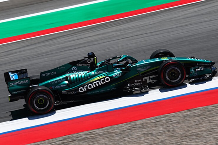 Sau 43 chặng đua, Stroll ‘thắng’ Alonso trong phiên phân hạng