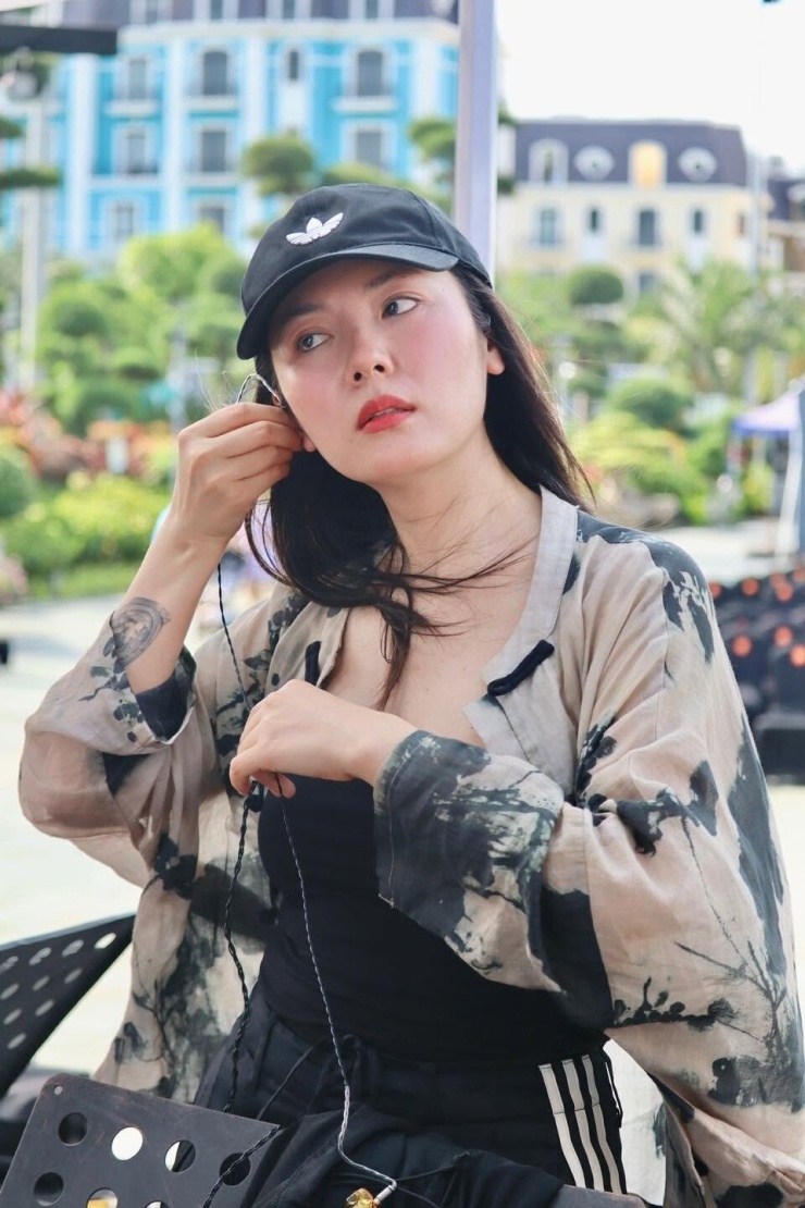 Ảnh sao 15/6: Thanh Trúc thử váy cưới - 3