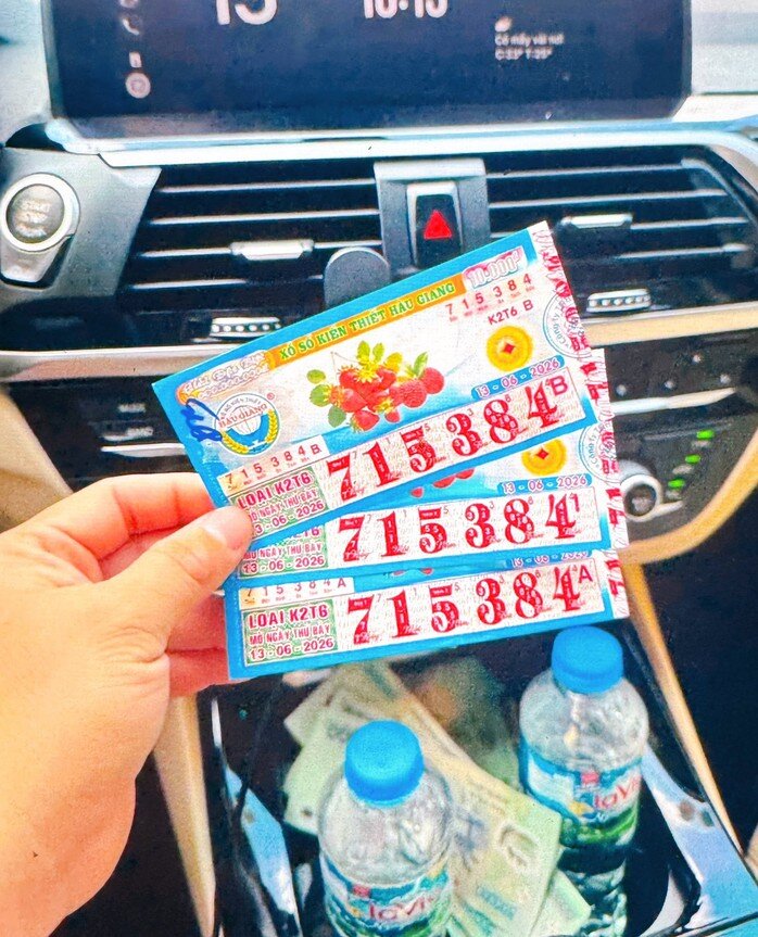 Giải độc đắc của vé số Hậu Giang và vé số Bình Dương trúng tại tỉnh Tây Ninh. Ảnh: ĐLVS Thanh