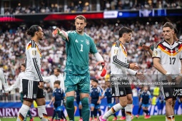 Đức đại thắng 7-1, Neuer vẫn thận trọng: “Đây không phải trận bán kết gặp Brazil”