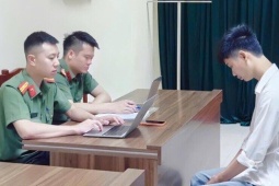 TikToker 'Khuê Ơi Dậy Đi' bị xử phạt vì đăng tải nội dung sai sự thật trên mạng xã hội