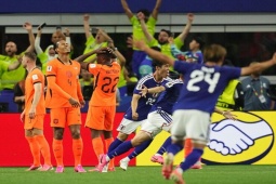 Nhật Bản khiến Hà Lan ôm hận: Bản lĩnh  " Samurai xanh " , Koeman mắc sai lầm