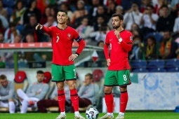 Tin nóng bóng đá World Cup 15/6: Fernandes được khuyên đình công nếu Ronaldo đá chính