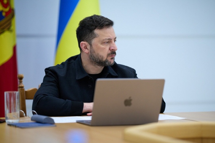 Ông Zelensky tiếp tục đề xuất gặp ông Putin, Mỹ sẽ tập trung vào Ukraine - 1