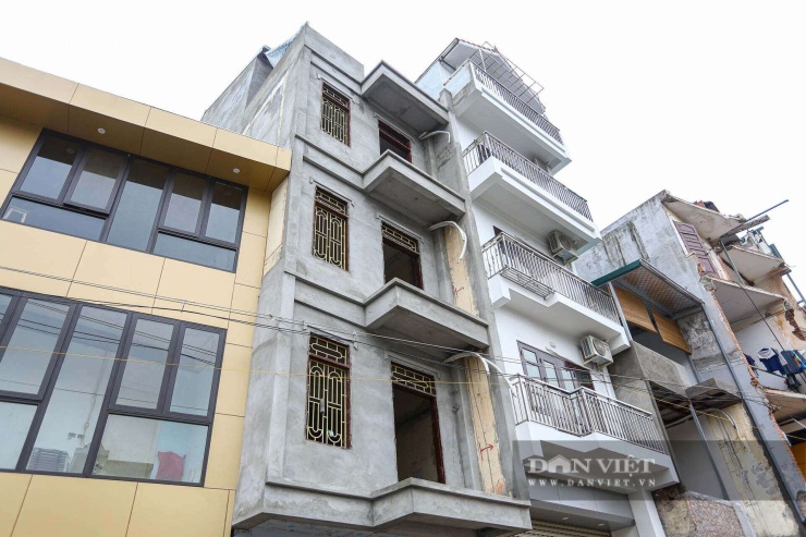 Sau nhiều năm chờ đợi dự án triển khai, nhiều hộ dân vừa hoàn tất bàn giao mặt bằng vừa bắt đầu ổn định lại nơi ở.