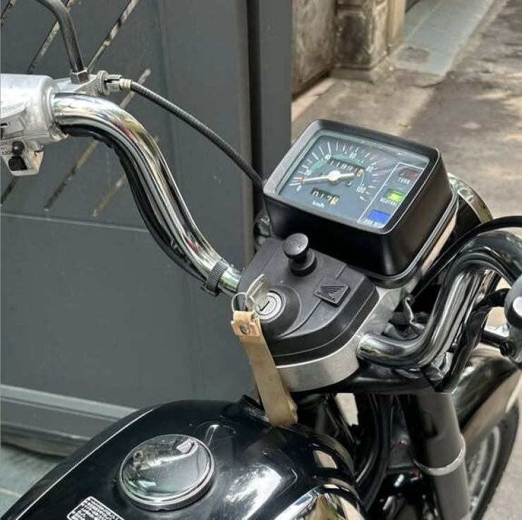 Xe máy cổ Honda CD125T Benly hơn 40 năm tuổi giá 275 triệu, đắt ngang SH 350i - 5