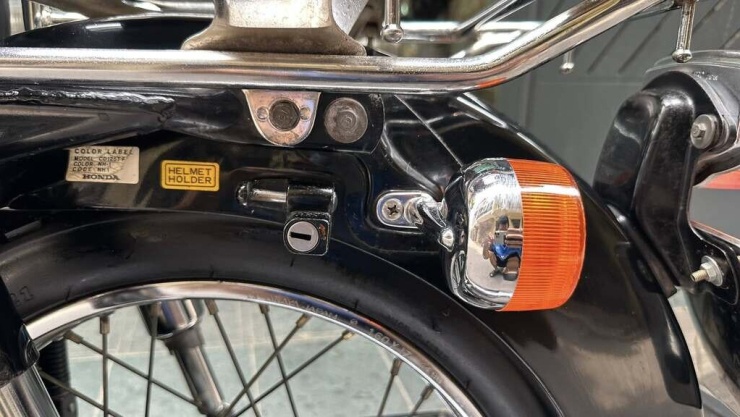 Xe máy cổ Honda CD125T Benly hơn 40 năm tuổi giá 275 triệu, đắt ngang SH 350i - 6