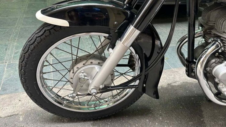 Xe máy cổ Honda CD125T Benly hơn 40 năm tuổi giá 275 triệu, đắt ngang SH 350i - 7