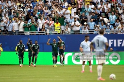 Bóng đá châu Á tiếp tục bất bại ở World Cup, Nam Mỹ kém cỏi chờ Argentina gỡ thể diện