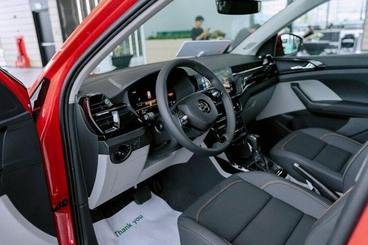 Skoda Kushaq giảm giá đến 100 triệu đồng, rẻ ngang SUV hạng A - 4