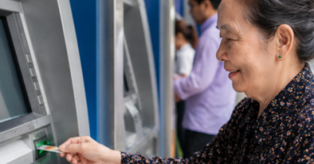 Từ 1-7, lương hưu, trợ cấp tăng 8%: Lịch chi trả ra sao?