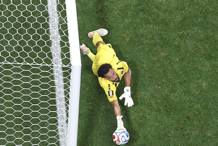Sau trận ra quân tại World Cup 2026, thủ môn Vozinha vượt 10 triệu lượt theo dõi trên MXH
