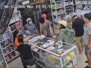 Xác minh clip người đàn ông xô ngã bé gái, đấm vào mặt người mẹ ở Khánh Hòa
