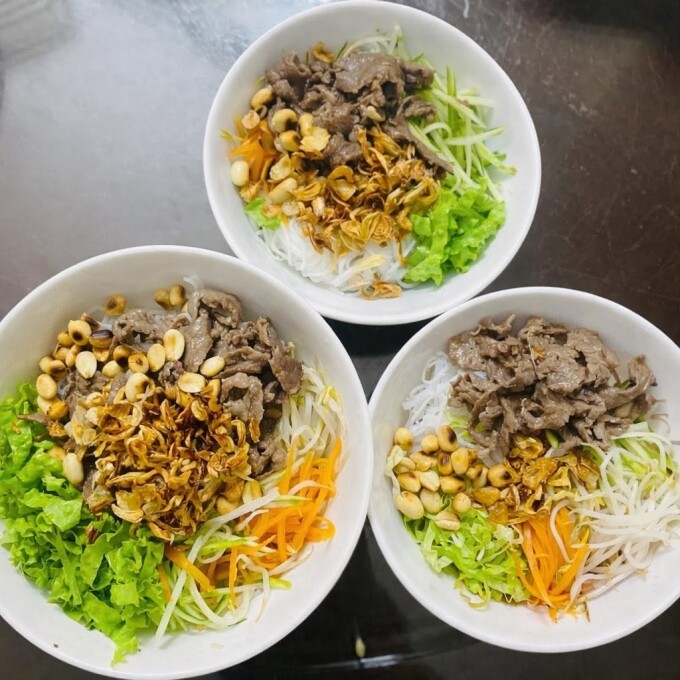 Thực đơn bữa sáng đa dạng, đủ chất nữ giảng viên chuẩn bị cho 4 con - 3