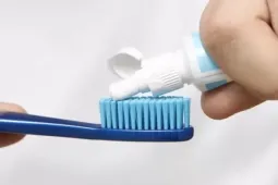 3 sai lầm khi giải nhiệt gây yếu sinh lý
