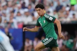 Ngôi sao gốc Việt bất lực trước đẳng cấp của Messi