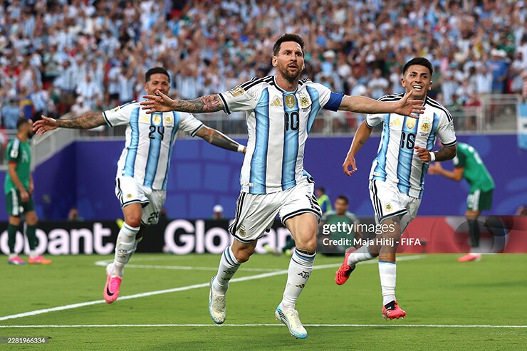 Messi ghi dấu ấn đậm nét trong chiến thắng 3-0 của Argentina