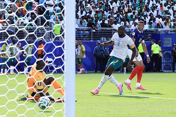 Trực tiếp bóng đá Pháp - Senegal: Maignan cứu bóng vạch vôi (World Cup) (Hết giờ) - 14