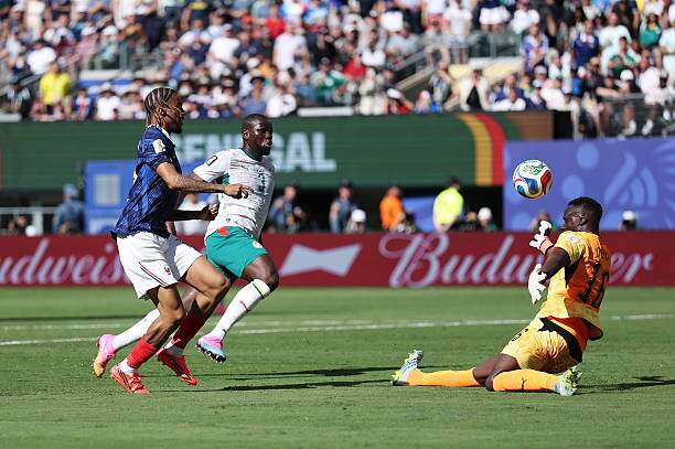 Trực tiếp bóng đá Pháp - Senegal: Maignan cứu bóng vạch vôi (World Cup) (Hết giờ) - 15