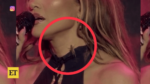Pha xử lý sự cố đỉnh cao của Jennifer Lopez. 