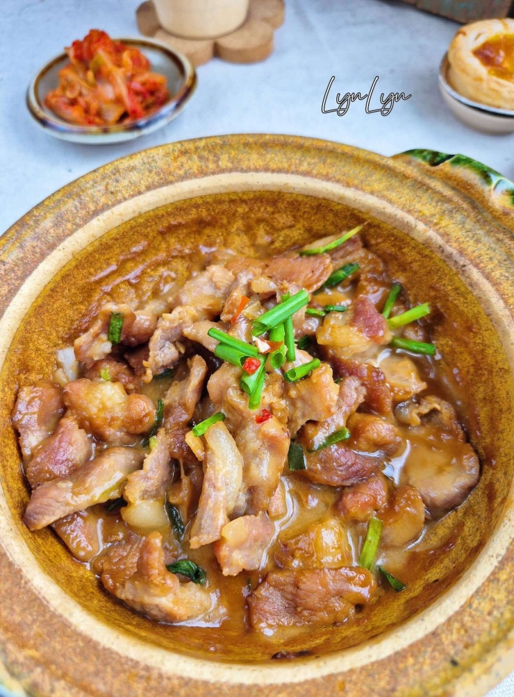 Dân Việt giới thiệu cách kho thịt với chao