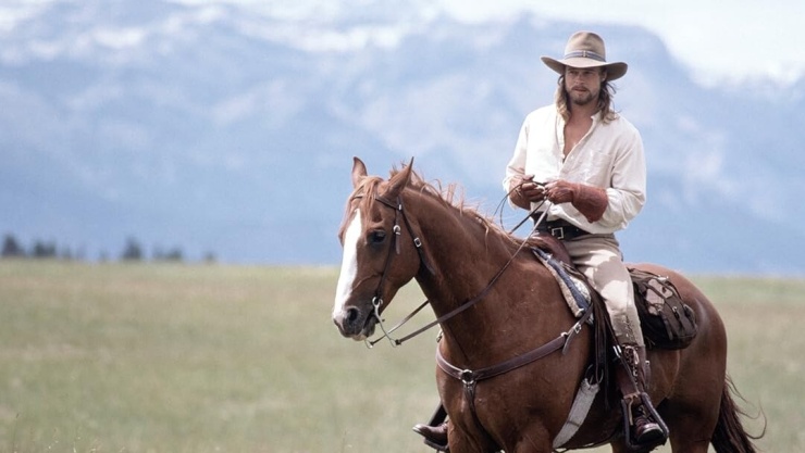 Brad Pitt trong "Legends of the Fall" (1994), tác phẩm đưa anh trở thành biểu tượng điện ảnh của thập niên 1990.