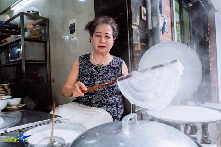Quán bánh cuốn 4 thế hệ được Michelin khen 'ăn ngon, giá phải chăng' - 3